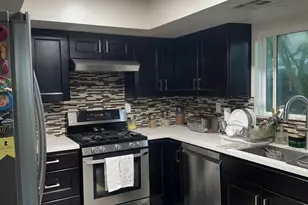 15010 Portofino Ln, North Hills, CA 91343 - Photo 2