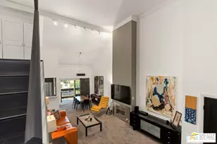 10306 Summertime Ln, Culver City, CA 90230 - Photo 2