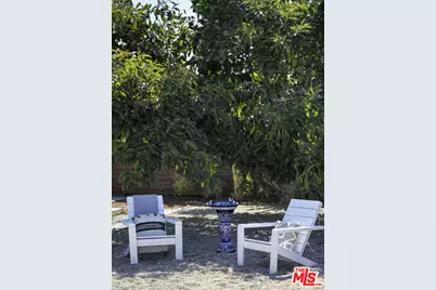 2955 8th Ave, Los Angeles, CA 90018 - Photo 40