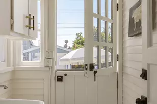 2955 8th Ave, Los Angeles, CA 90018 - Photo 18