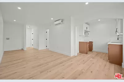 6419 Bonsallo Ave, Los Angeles, CA 90044 - Photo 4