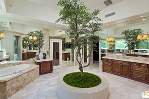 1 St Petersburg Ct, Rancho Mirage, CA 92270 - Photo 44