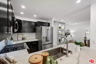 11230 Peach Grove St, Los Angeles, CA 91601 - Photo 12