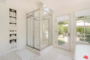 1520 Bonnell Dr, Topanga, CA 90290 - Photo 28