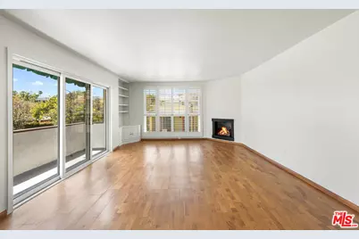 1127 10th St #201, Santa Monica, CA 90403 - Photo 10