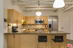 330 W 11th St, Los Angeles, CA 90015 - Photo 14