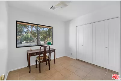 33201 Barber Rd, Santa Clarita, CA 91390 - Photo 20