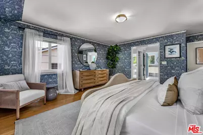 415 N Bonhill Rd, Los Angeles, CA 90049 - Photo 24