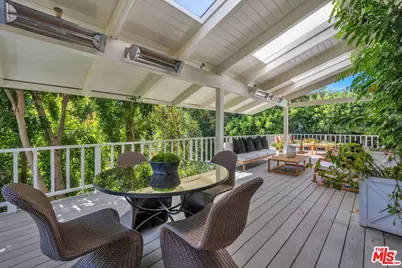 415 N Bonhill Rd, Los Angeles, CA 90049 - Photo 34