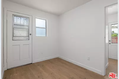 4310 Floral Dr, Los Angeles, CA 90022 - Photo 14
