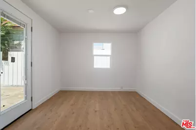 4310 Floral Dr, Los Angeles, CA 90022 - Photo 16