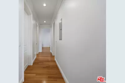 8121 Norton Ave #201, Los Angeles, CA 90046 - Photo 36
