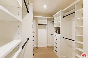 836 N McCadden Pl, Los Angeles, CA 90038 - Photo 18