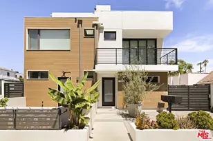 836 N McCadden Pl, Los Angeles, CA 90038 - Photo 2