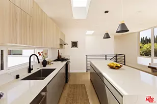 836 N McCadden Pl, Los Angeles, CA 90038 - Photo 8