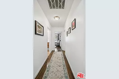 4954 Mammoth Ave, Sherman Oaks, CA 91423 - Photo 14