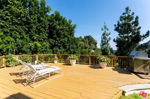 12750 Mulholland Dr, Beverly Hills, CA 90210 - Photo 28