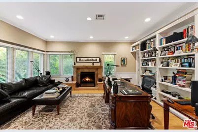 12750 Mulholland Dr, Beverly Hills, CA 90210 - Photo 26