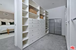 4176 Klump Ave, Studio City, CA 91602 - Photo 16