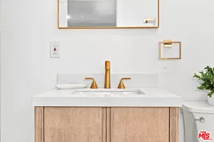 7800 S Victoria Ave, Los Angeles, CA 90043 - Photo 26