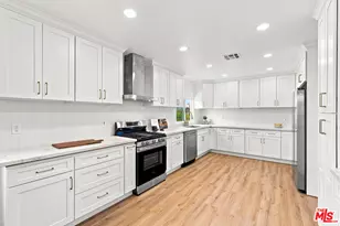 7800 S Victoria Ave, Los Angeles, CA 90043 - Photo 10