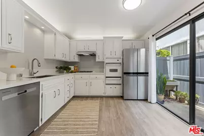 1456 Manhattan Beach Blvd #G, Manhattan Beach, CA 90266 - Photo 12