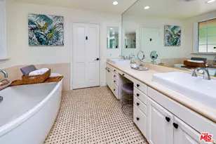3827 Berry Dr, Studio City, CA 91604 - Photo 30