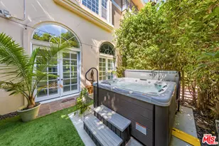 3827 Berry Dr, Studio City, CA 91604 - Photo 28