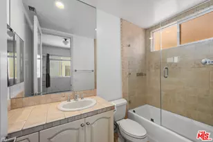 118 Channel Pointe Mall, Marina del Rey, CA 90292 - Photo 20