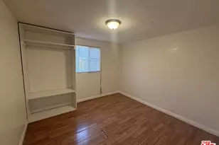 11233 Raymond Ave, Los Angeles, CA 90044 - Photo 18