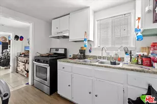 11233 Raymond Ave, Los Angeles, CA 90044 - Photo 6