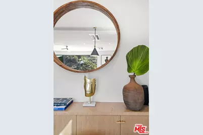 8309 Yucca Trl, Los Angeles, CA 90046 - Photo 16