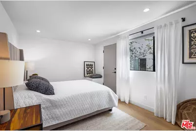 8309 Yucca Trl, Los Angeles, CA 90046 - Photo 22