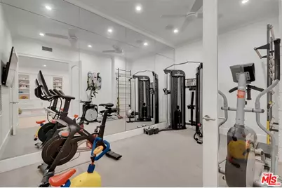 6227 W 5th St, Los Angeles, CA 90048 - Photo 38