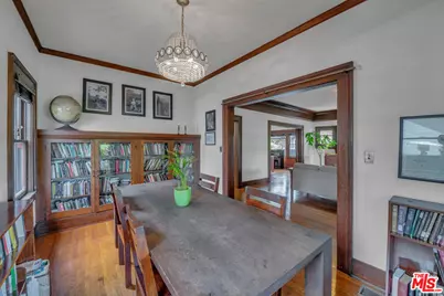 1812 S Bronson Ave, Los Angeles, CA 90019 - Photo 16