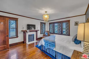 1812 S Bronson Ave, Los Angeles, CA 90019 - Photo 32