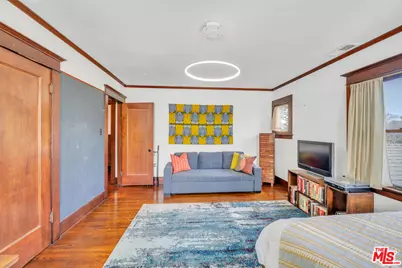 1812 S Bronson Ave, Los Angeles, CA 90019 - Photo 28