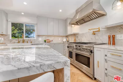 6051 Sadring Ave, Los Angeles, CA 91367 - Photo 4