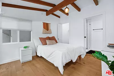 6331 Grape Pl, Los Angeles, CA 90068 - Photo 8