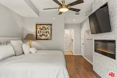 7250 Franklin Ave #616, Los Angeles, CA 90046 - Photo 22