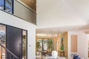 1749 Mandeville Ln, Los Angeles, CA 90049 - Photo 32