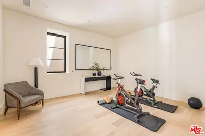 1749 Mandeville Ln, Los Angeles, CA 90049 - Photo 58