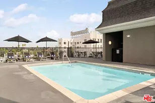 585 N Rossmore Ave, Los Angeles, CA 90004 - Photo 26