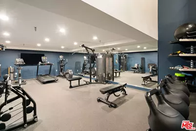 585 N Rossmore Ave #407, Los Angeles, CA 90004 - Photo 22