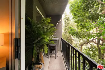 585 N Rossmore Ave #407, Los Angeles, CA 90004 - Photo 18