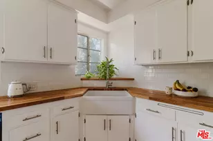 4501 Finley Ave, Los Angeles, CA 90027 - Photo 14