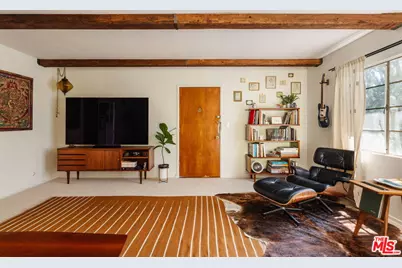 4501 Finley Ave #10, Los Angeles, CA 90027 - Photo 2