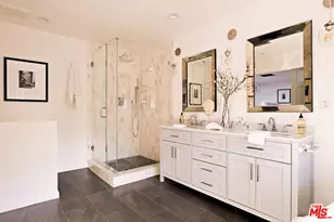16661 Charmel Ln, Los Angeles, CA 90272 - Photo 22