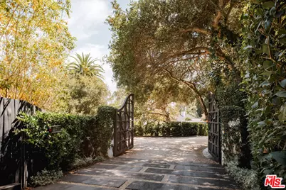 1381 E Valley Rd, Santa Barbara, CA 93108 - Photo 2