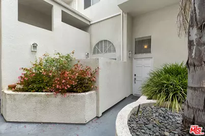 2550 S Centinela Ave #106, Los Angeles, CA 90064 - Photo 2